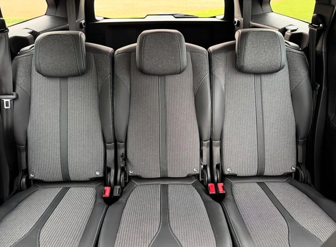 Peugeot 5008 BlueHDi 130 S&S EAT8 Allure 7 posti