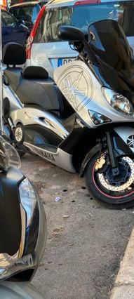 Yamaha T max 500