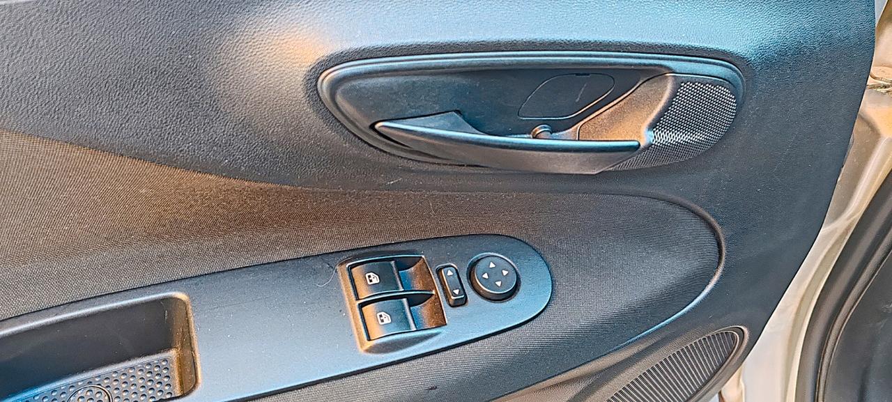 Fiat Punto GPL Lounge 2016 OK NEOPATENTATI