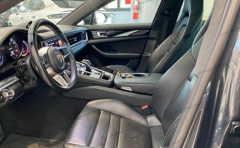 Porsche Panamera 2.9 4 E-Hybrid 462CV TOT 05/2018 TETTO 4 RUOTE STERZANTI