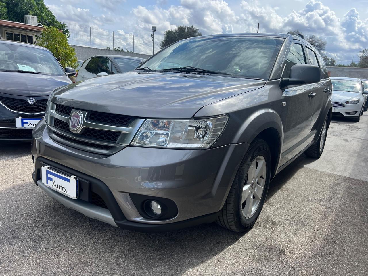 Fiat Freemont 2.0 Multijet 140 CV,7 posti,Climatronic bizona,sensori di parcheggio,cruise,ecc.
