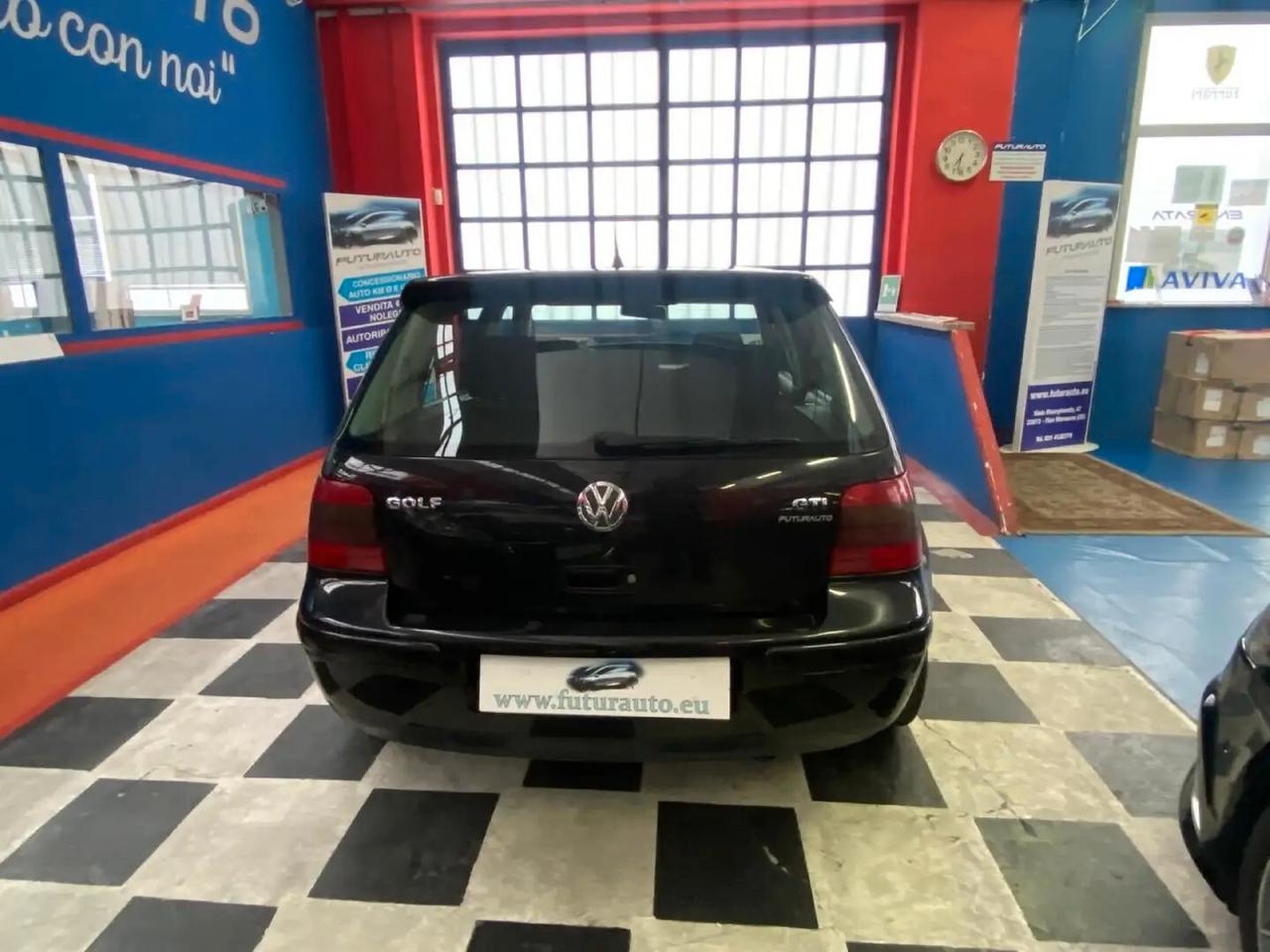 Volkswagen Golf GTI