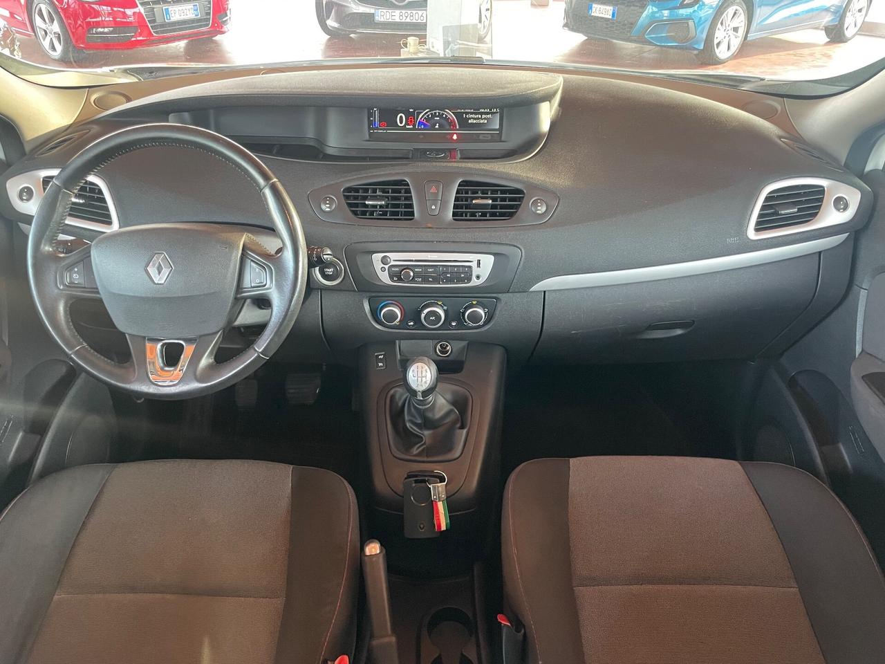 Renault Scenic 1.5 Diesel - Neopatentati - Ottima