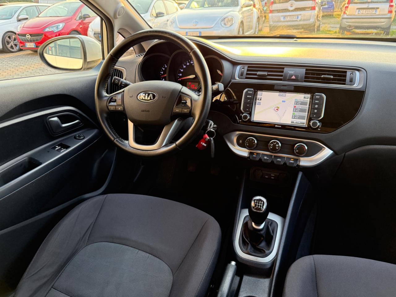 Kia Rio 1.1 CRDi 5p. |NEOPATENTATI|UNIPRO