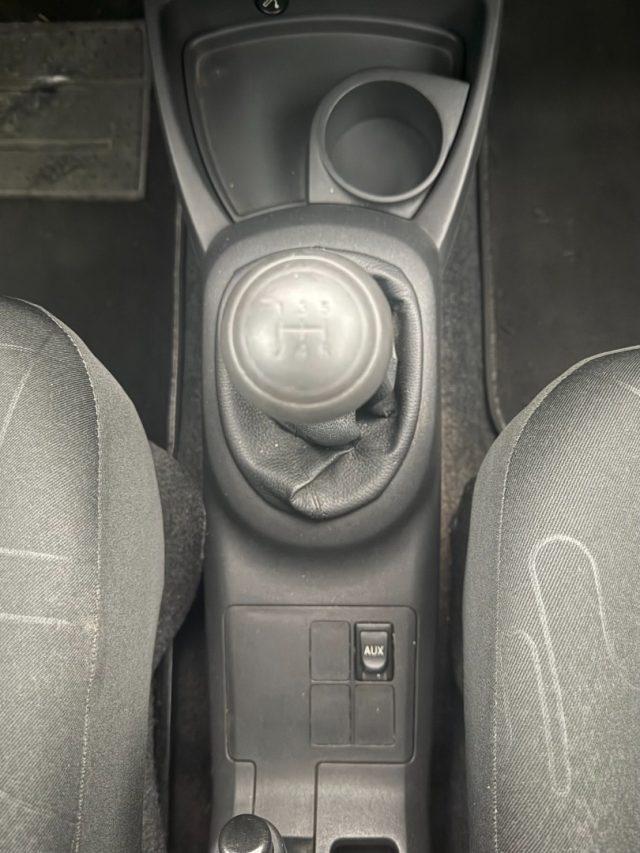 TOYOTA Yaris 1.0 3 porte Luxury pack