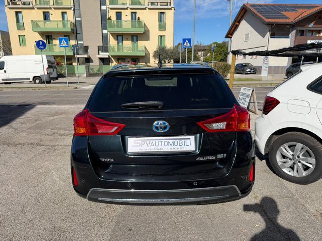 TOYOTA Auris Touring Sports 1.8 Hybrid Active Plus