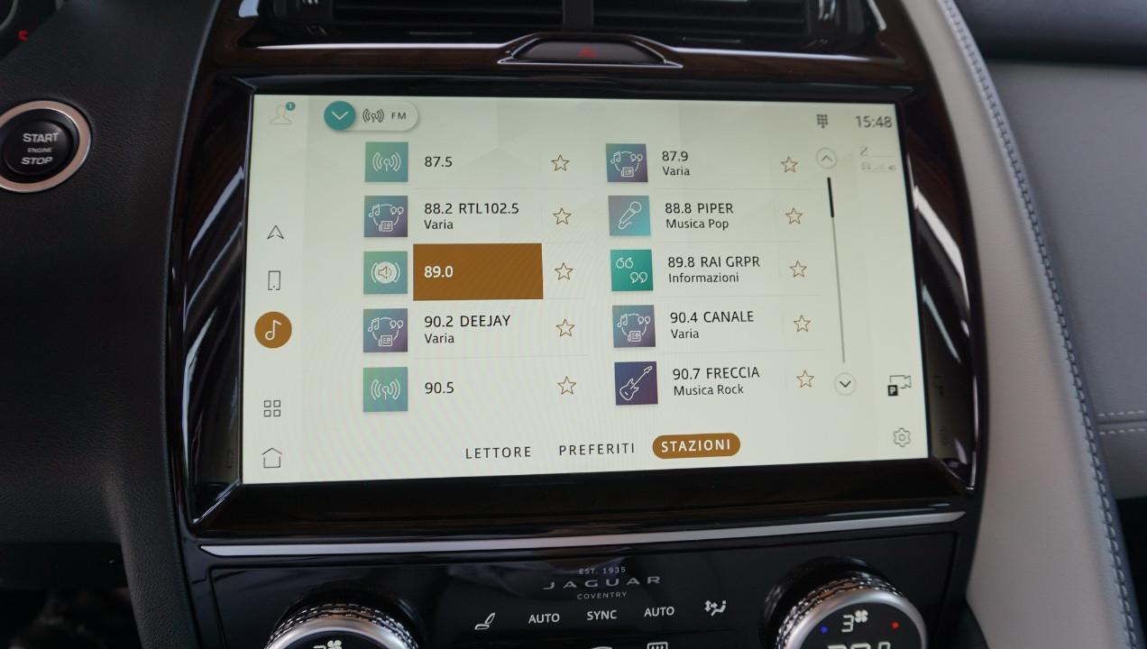 Jaguar E-Pace 2.0d i4 mhev R-Dynamic HSE awd 204cv auto