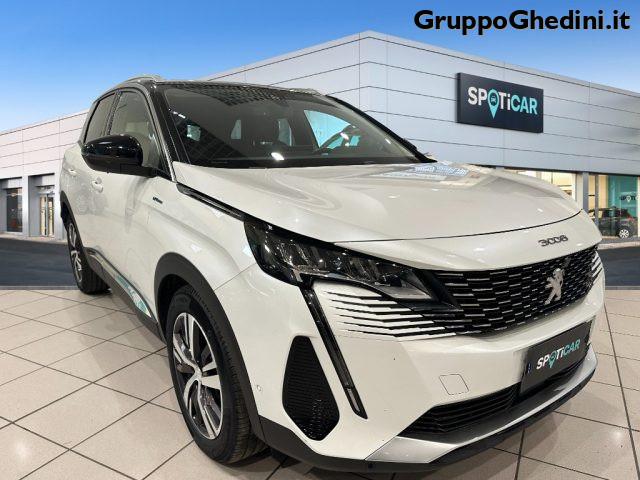 PEUGEOT 3008 Hybrid 225 e-EAT8 Allure Pack