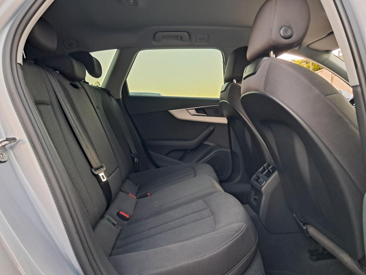 Audi A4 35 TDI * VIRTUAL-LED-NAVY*RADAR