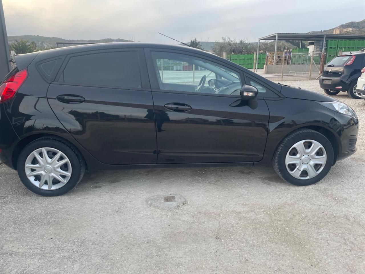 Ford Fiesta 1.6 TDCi 95CV 5 porte Titanium