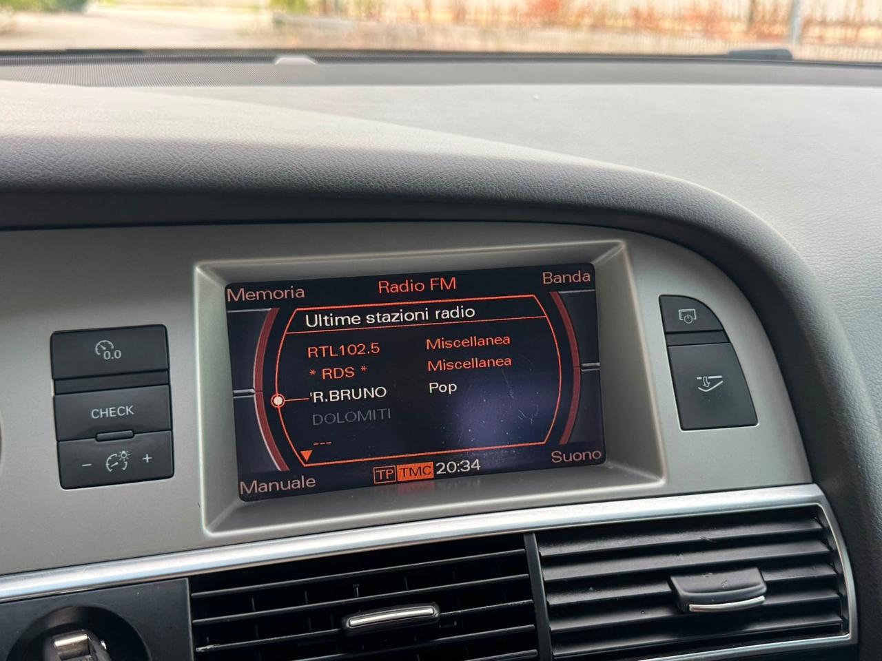 Audi A6 3.0 V6 TDI F.AP. quattro(Soffietto/sospensione destra con problemi )
