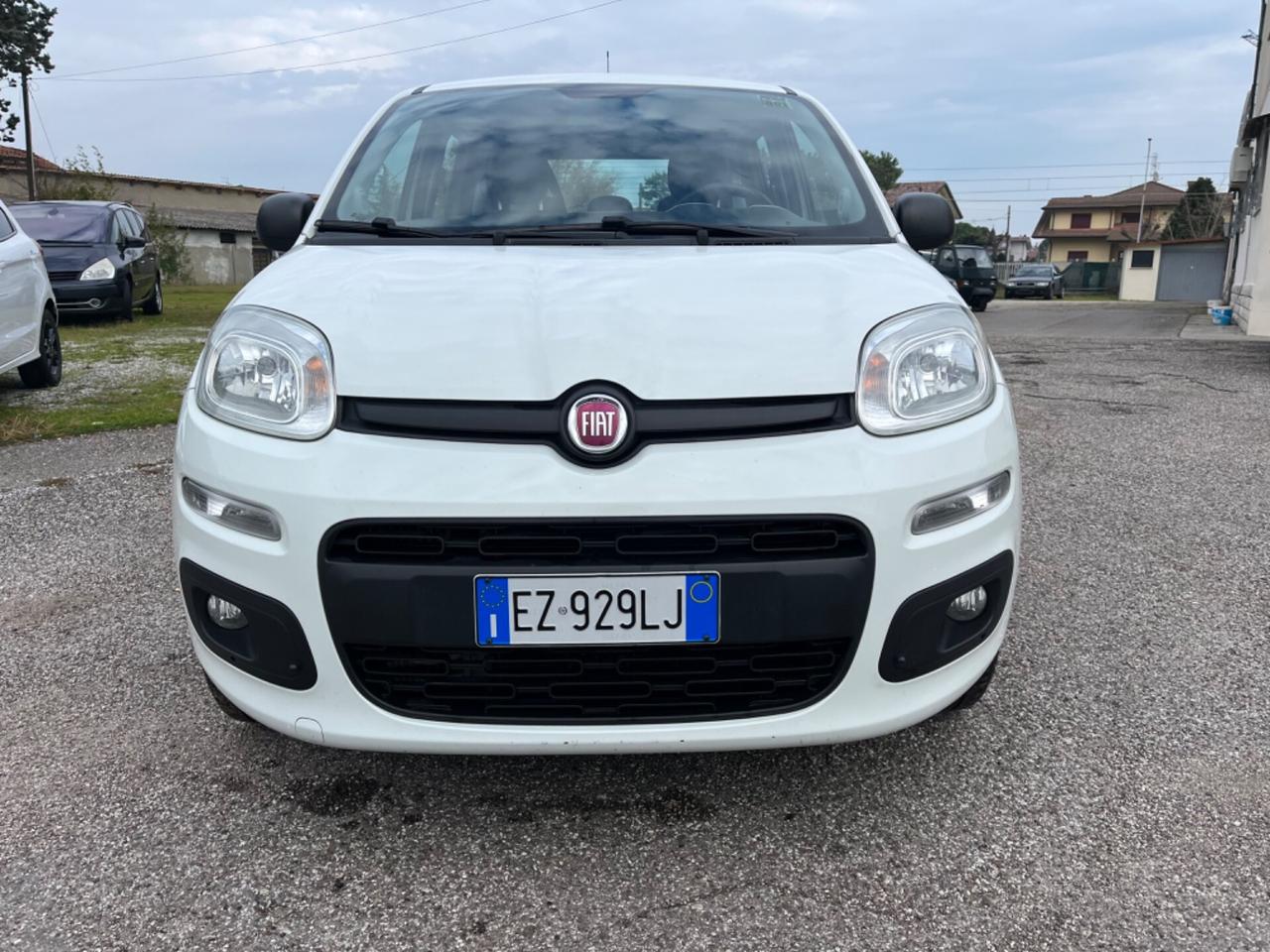 Fiat Panda 0.9 TwinAir Turbo Natural Power neopatentati