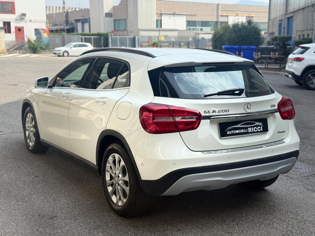 Mercedes-benz GLA 200 CDI Automatic 4Matic Sport 136cv
