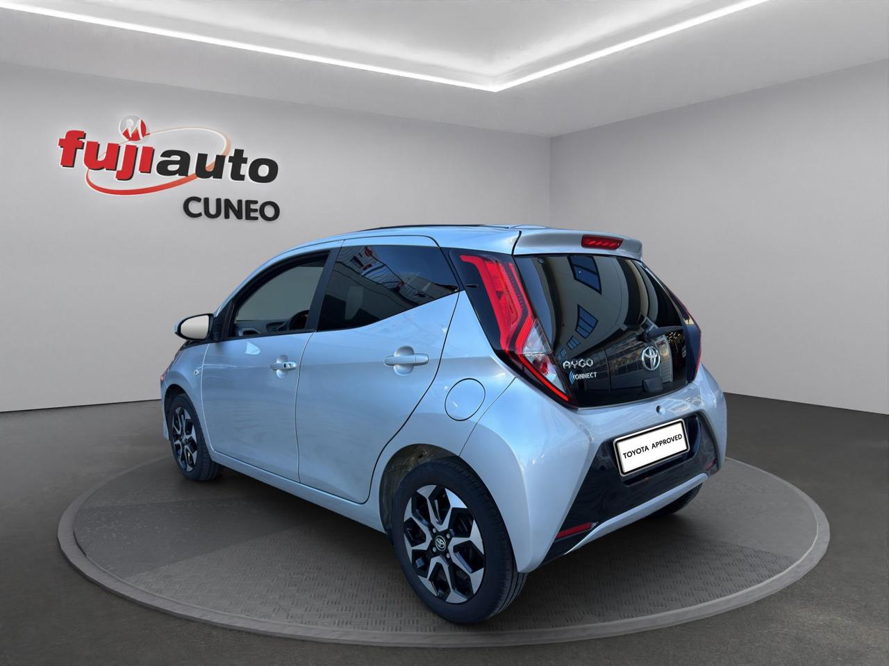 Toyota Aygo 5p 1.0 x-wave m-mt 72cv