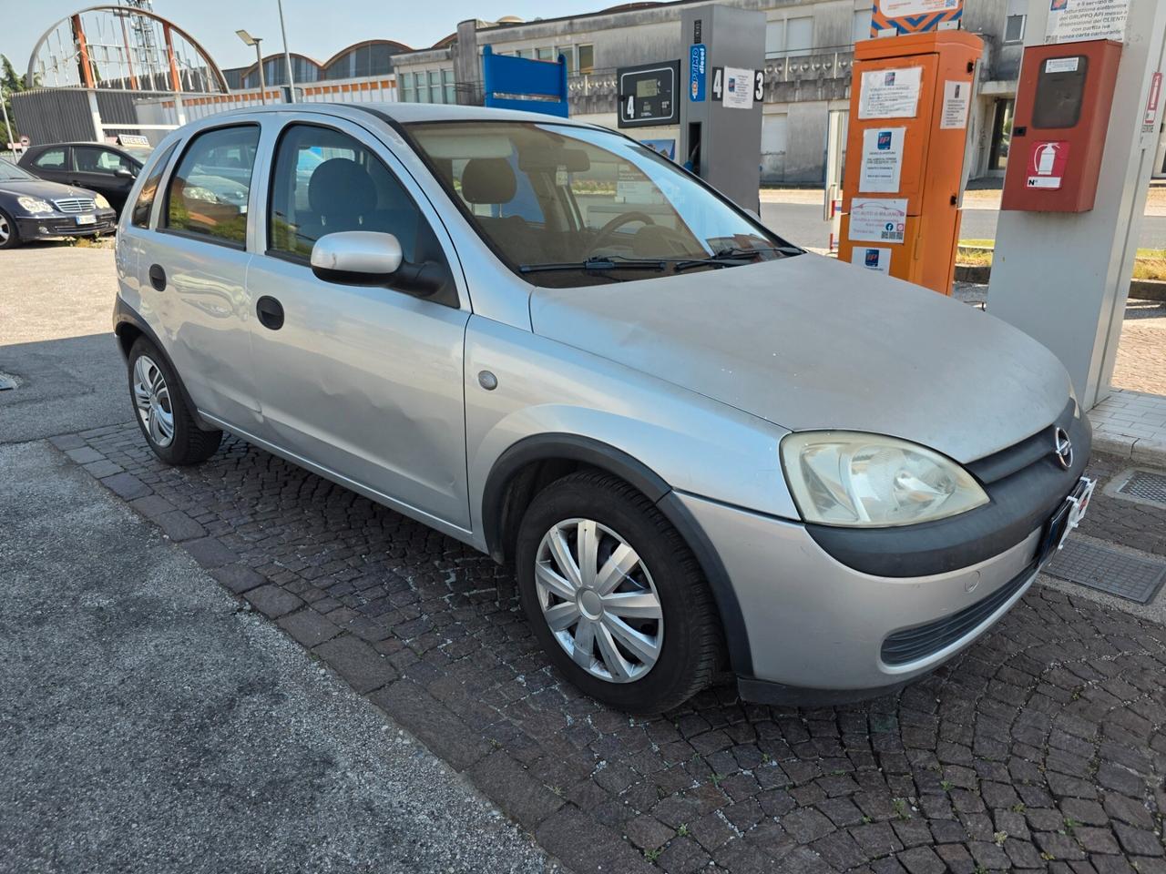 Opel Corsa 1.0i 12V cat 5 porte con 130.000km