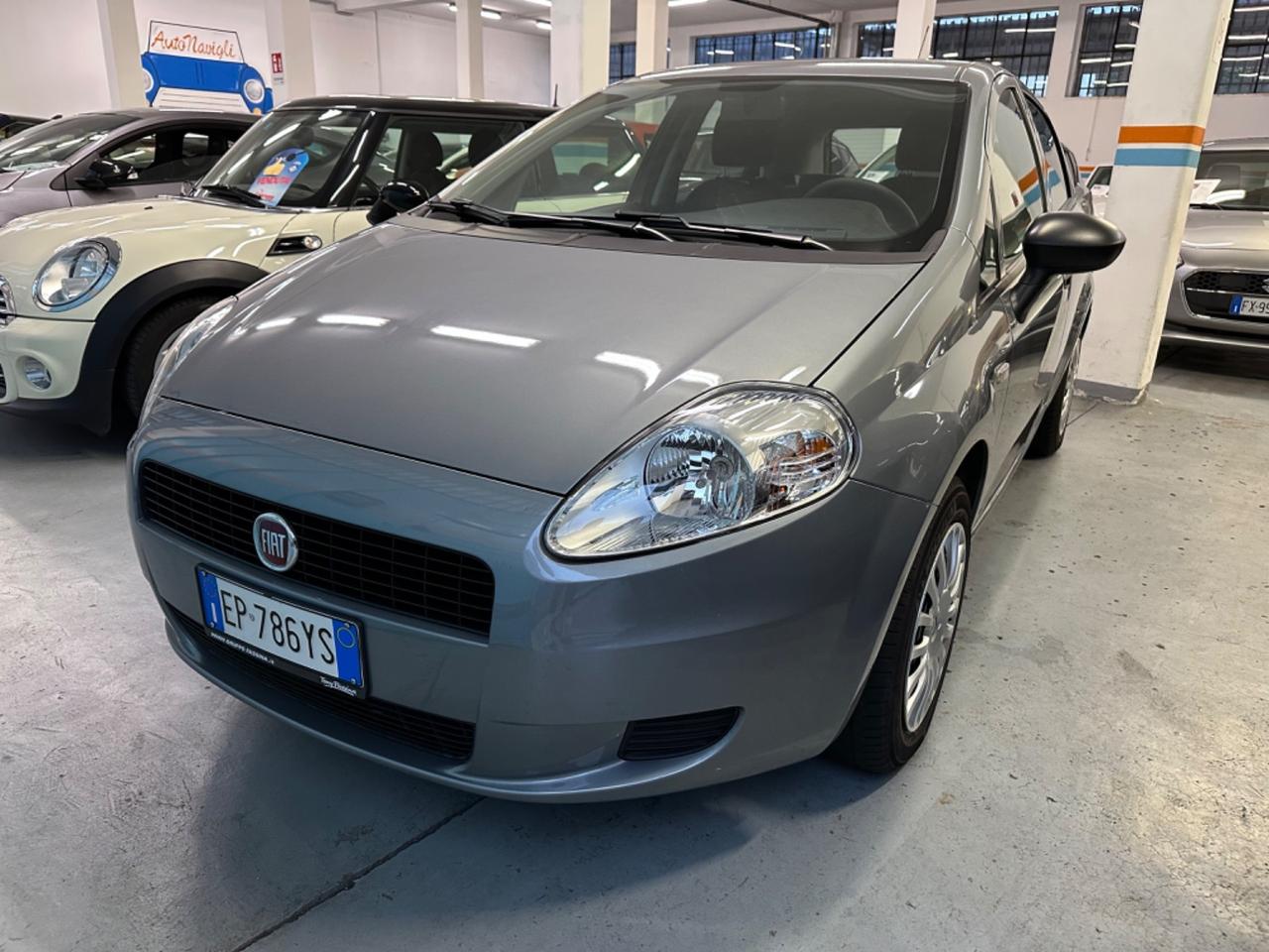 Fiat Punto 1.2 8V 5 porte Lounge - solo 19000km - Autonavigli