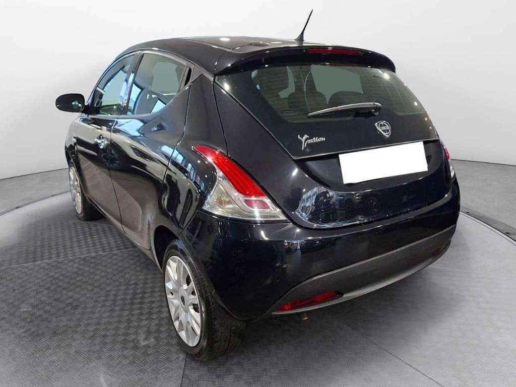 Lancia Ypsilon 5 Porte 1.2 Silver