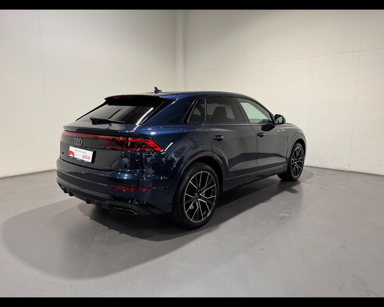 AUDI Q8 55 TFSIe QUATTRO TIPTRONIC S-LINE