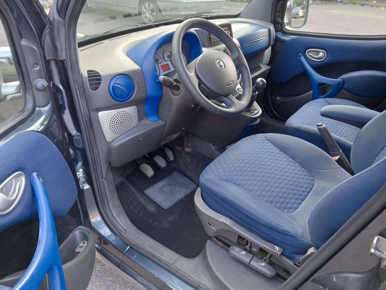 Fiat Doblo Pianale ribassato con rampa disabili in carrozzina