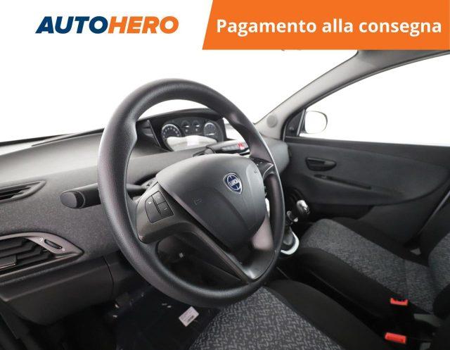 LANCIA Ypsilon 1.0 FireFly 5 porte S&S Hybrid Ecochic Silver