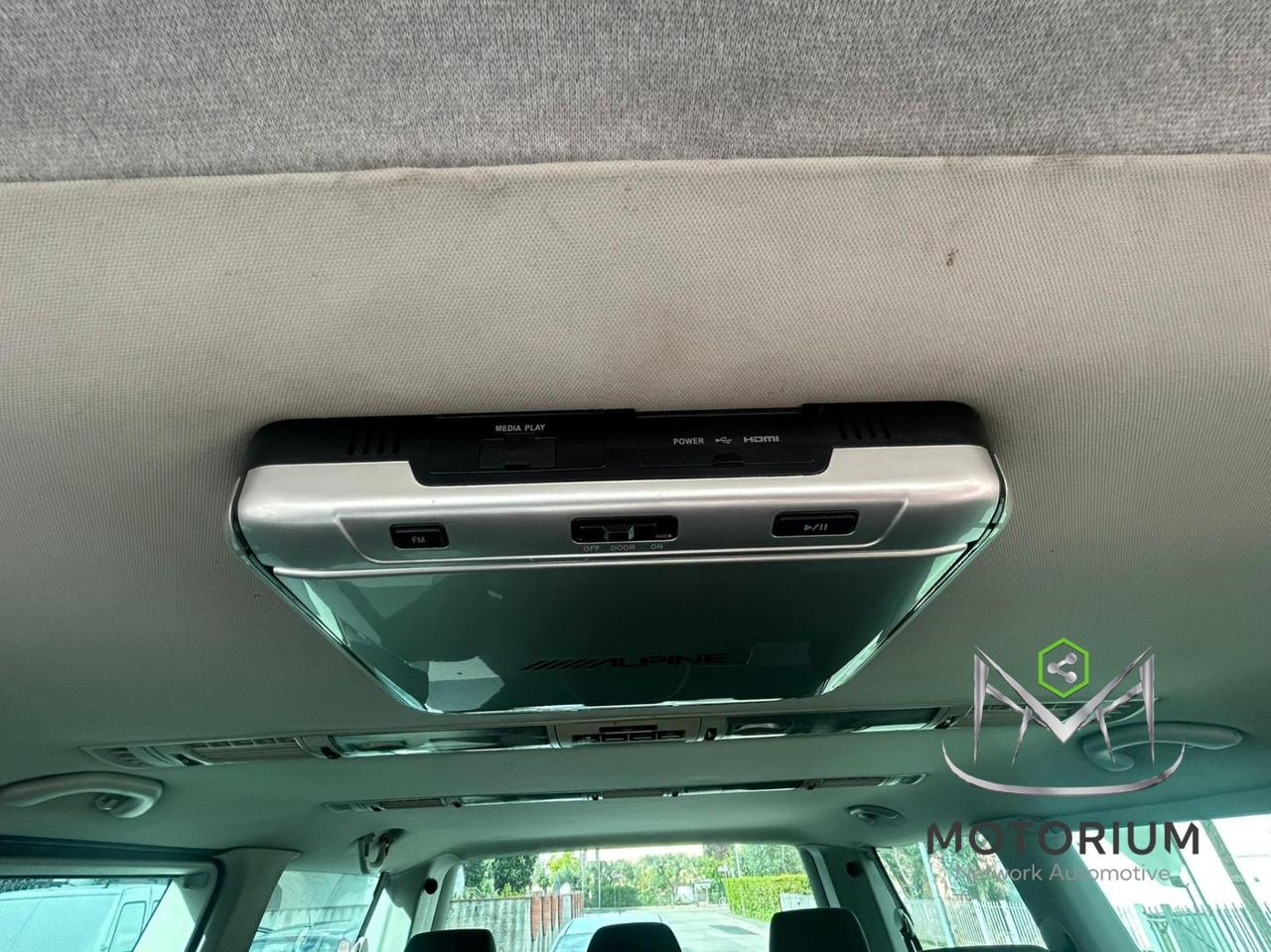 Volkswagen T5 Caravelle