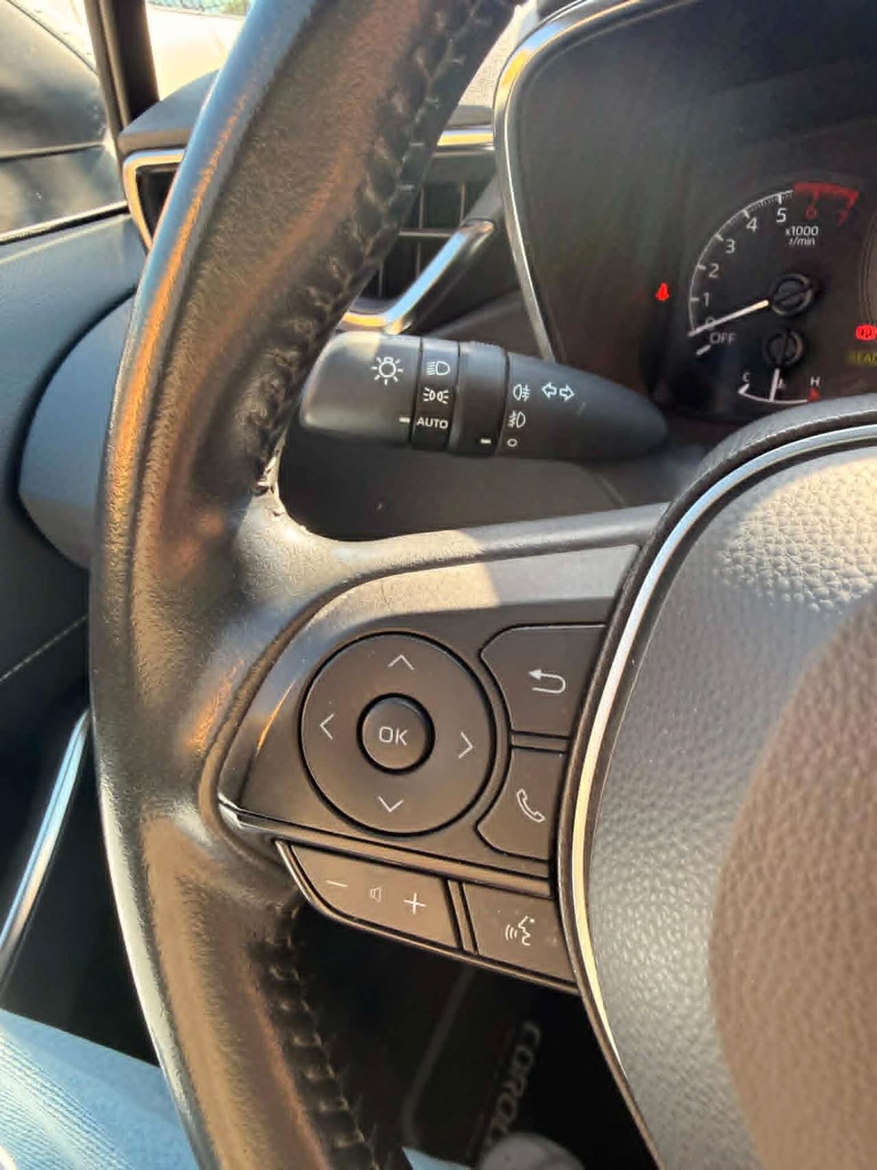 Toyota Corolla 1.8 Benz/Ibrida OK Neopatentato