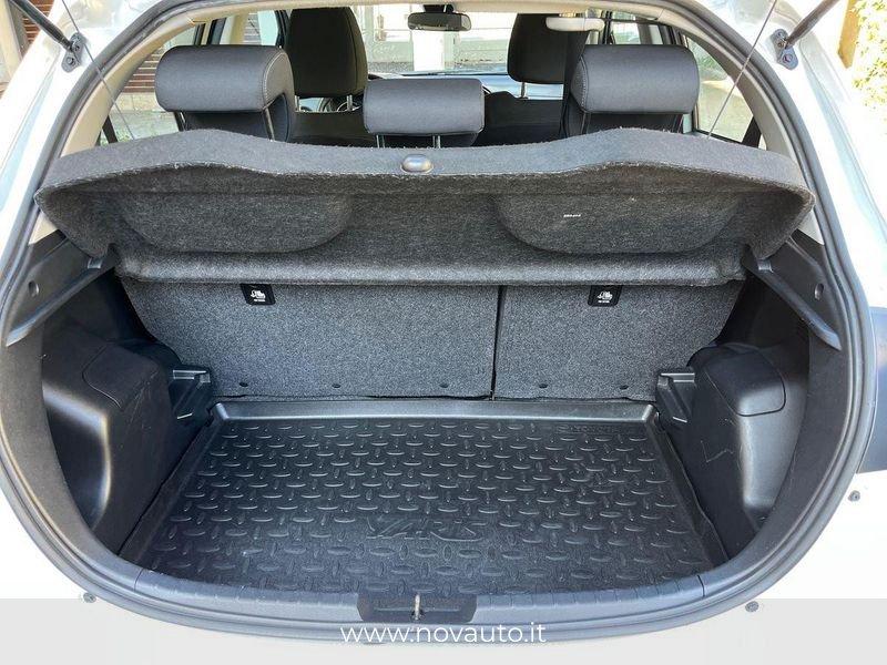 Toyota Yaris Yaris 5p 1.5h Active my18