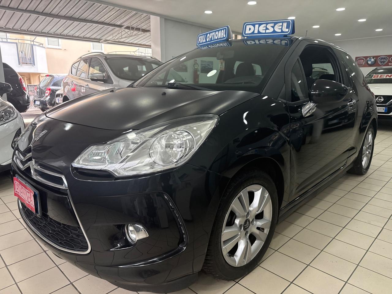 Ds3 1.4 hdi bicolore just black