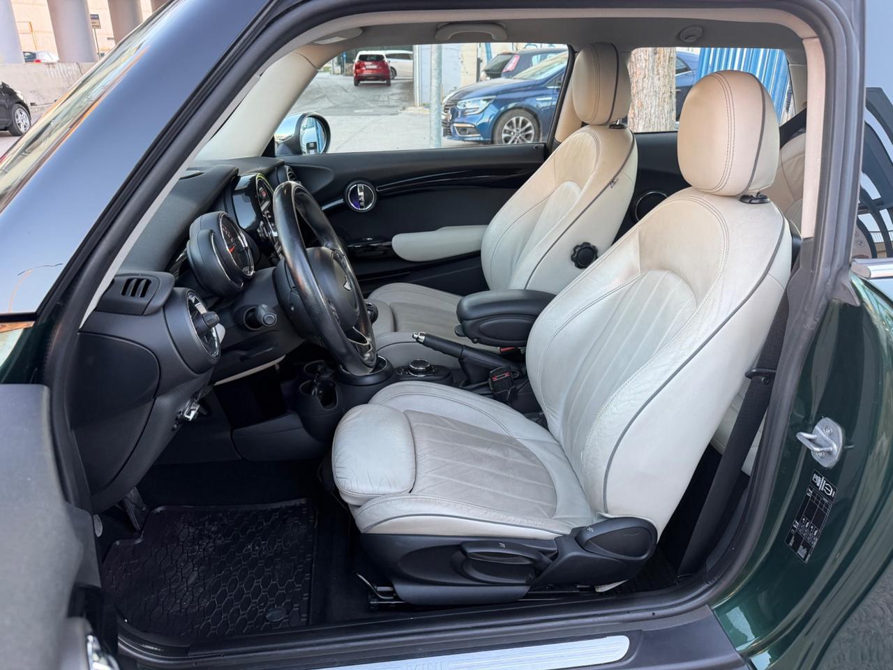 Mini Cooper D 1.5 diesel 116 cv 2014 Navig