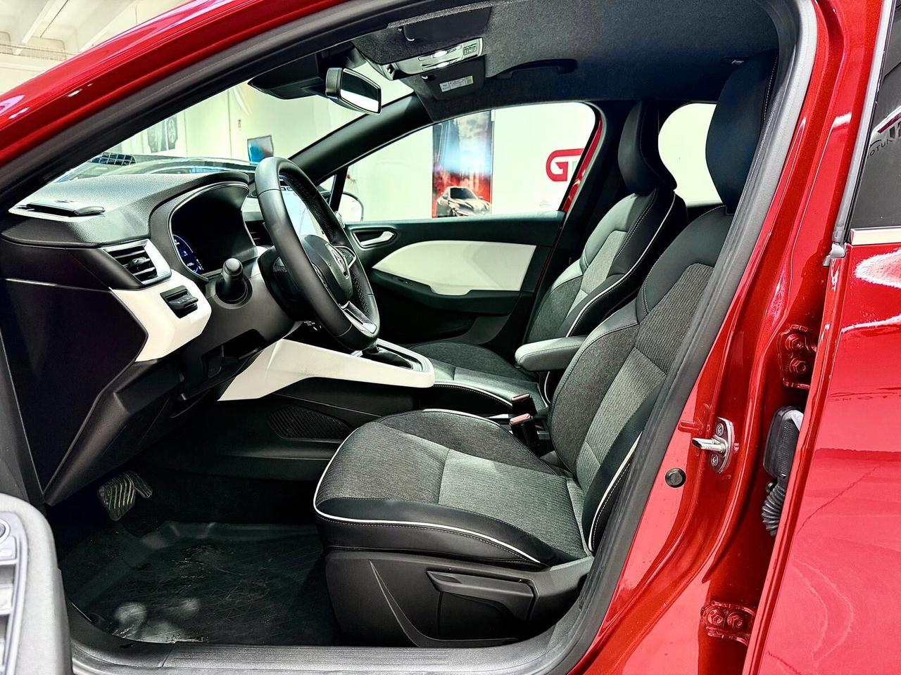 Renault Clio Full Hybrid E-Tech 145 CV 5 porte Techno
