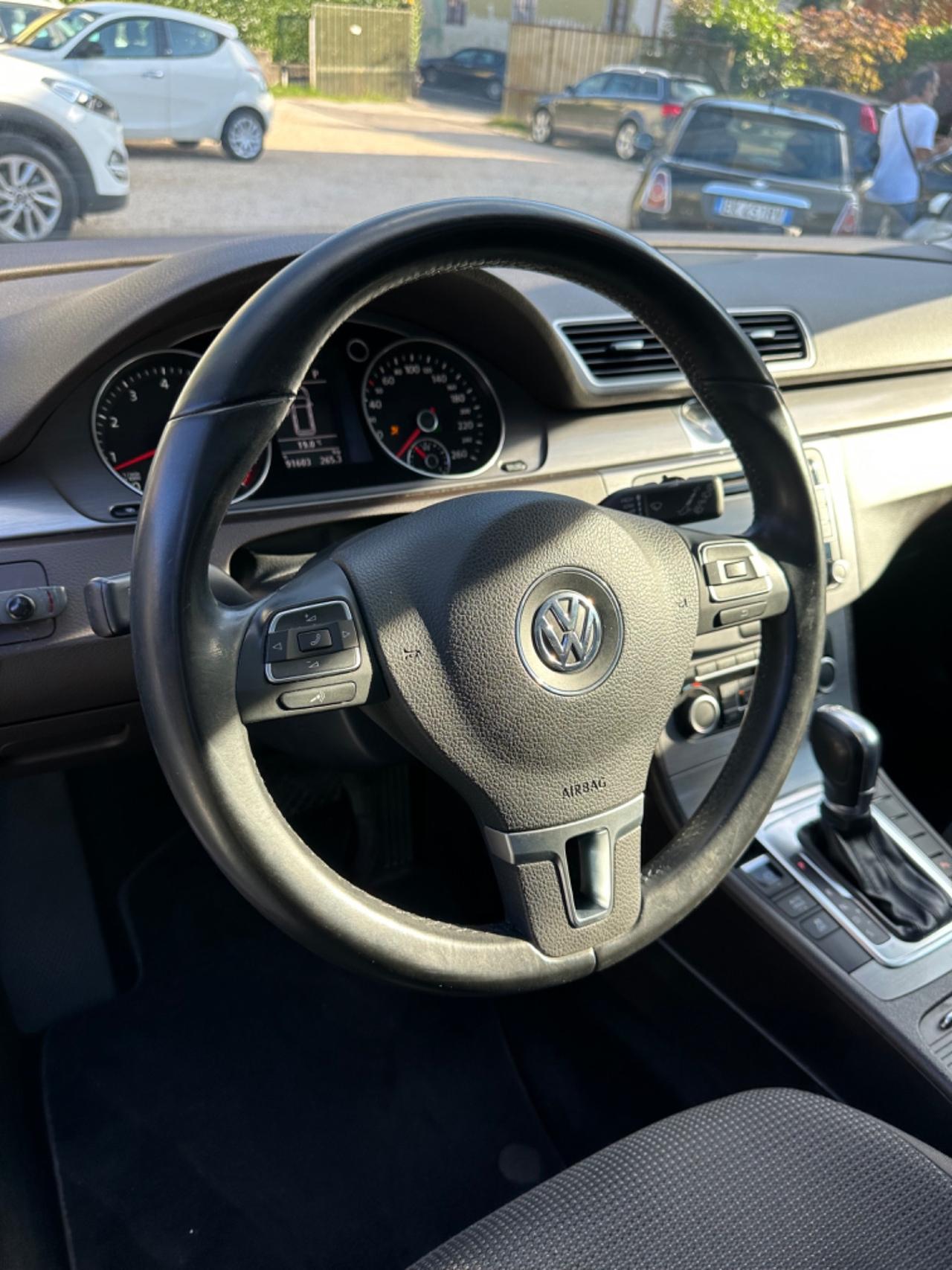 Volkswagen PASSAT VARIANT 1.4 TSI DSG ECOFUEL METANO