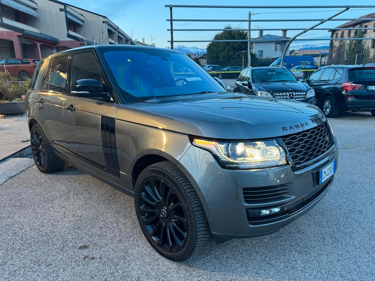 Land Rover Range 4.4 SDV8 Vogue