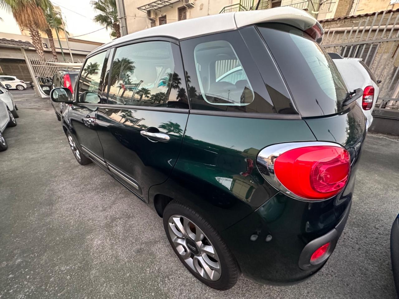 Fiat 500L 1.6 Multijet 105 CV Lounge tetto panoramico+navi