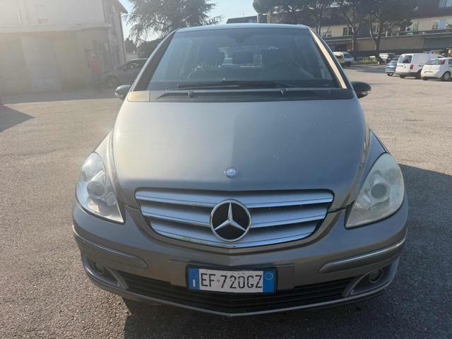 MERCEDES-BENZ B 180 CDI Premium senza nessun lavoro da fare