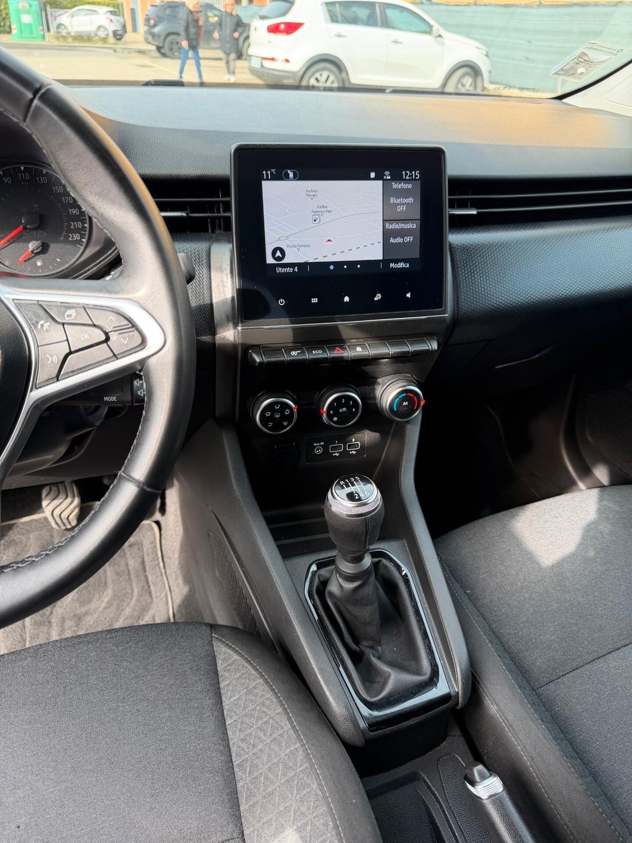 Renault Clio 1.0 tce - NEOP. - NAV. - 12 MESI DI GARANZIA -