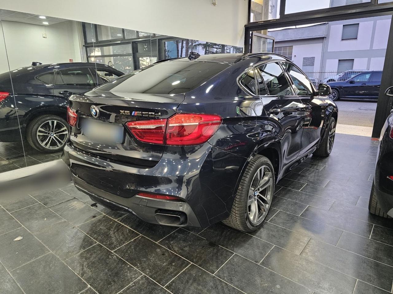 BMW X6 M50d Tetto Cam 360 Clima4zone HeadUp Dispaly C.20"