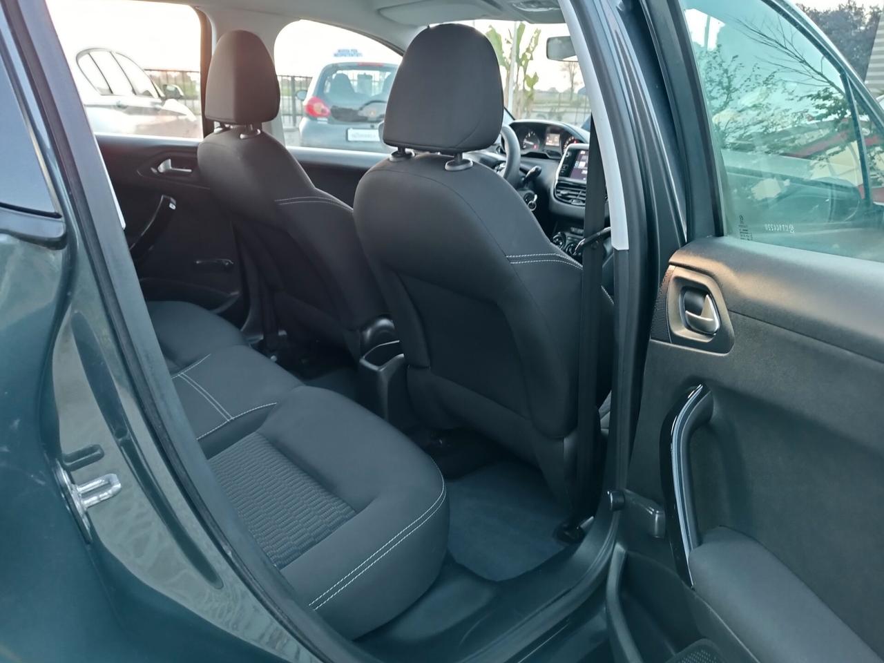 Peugeot 208 BlueHDi 75 S&S 5 porte Active