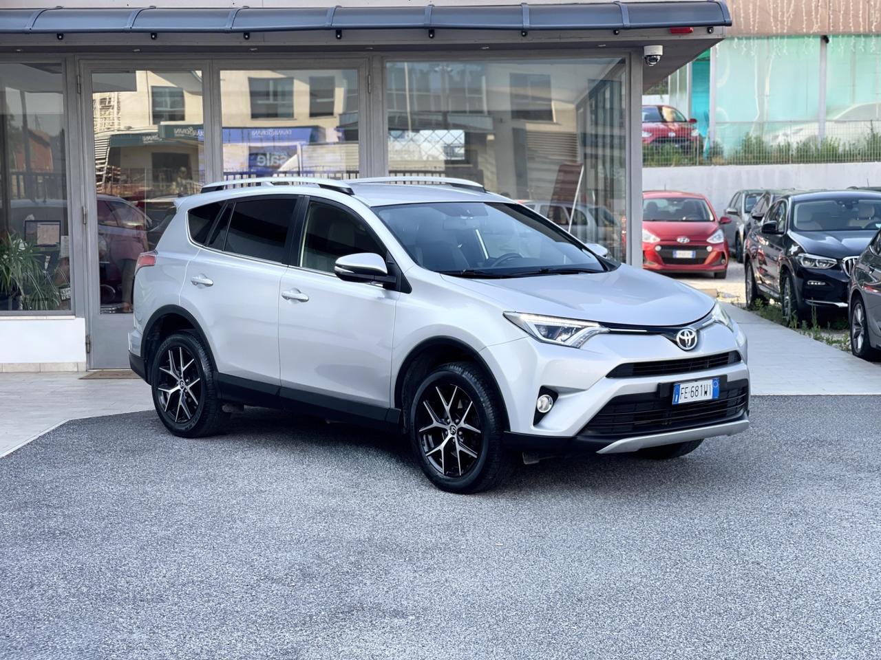 Toyota RAV 4 2.0 Diesel 143CV E6 - 2016