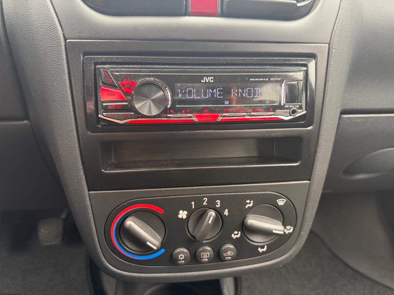 Opel Corsa 1.0i benzina euro4 unico proprietario