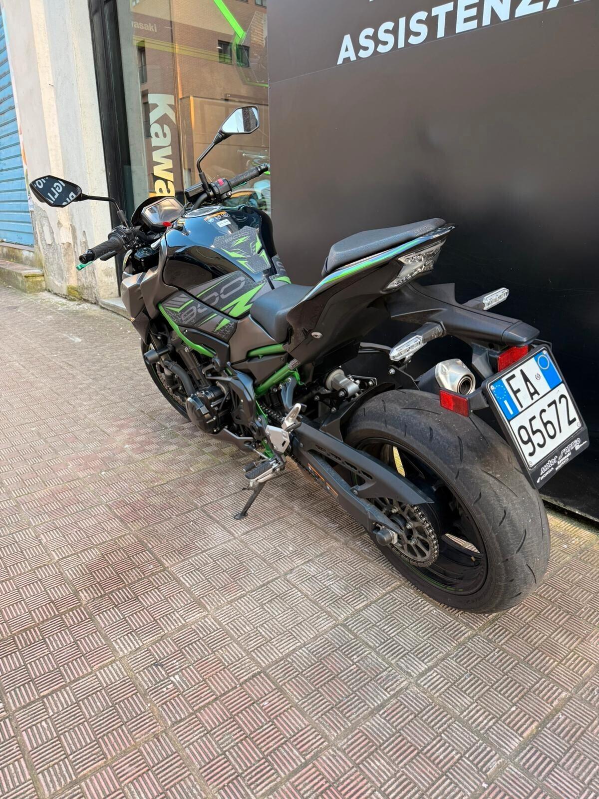 Kawasaki Z 900