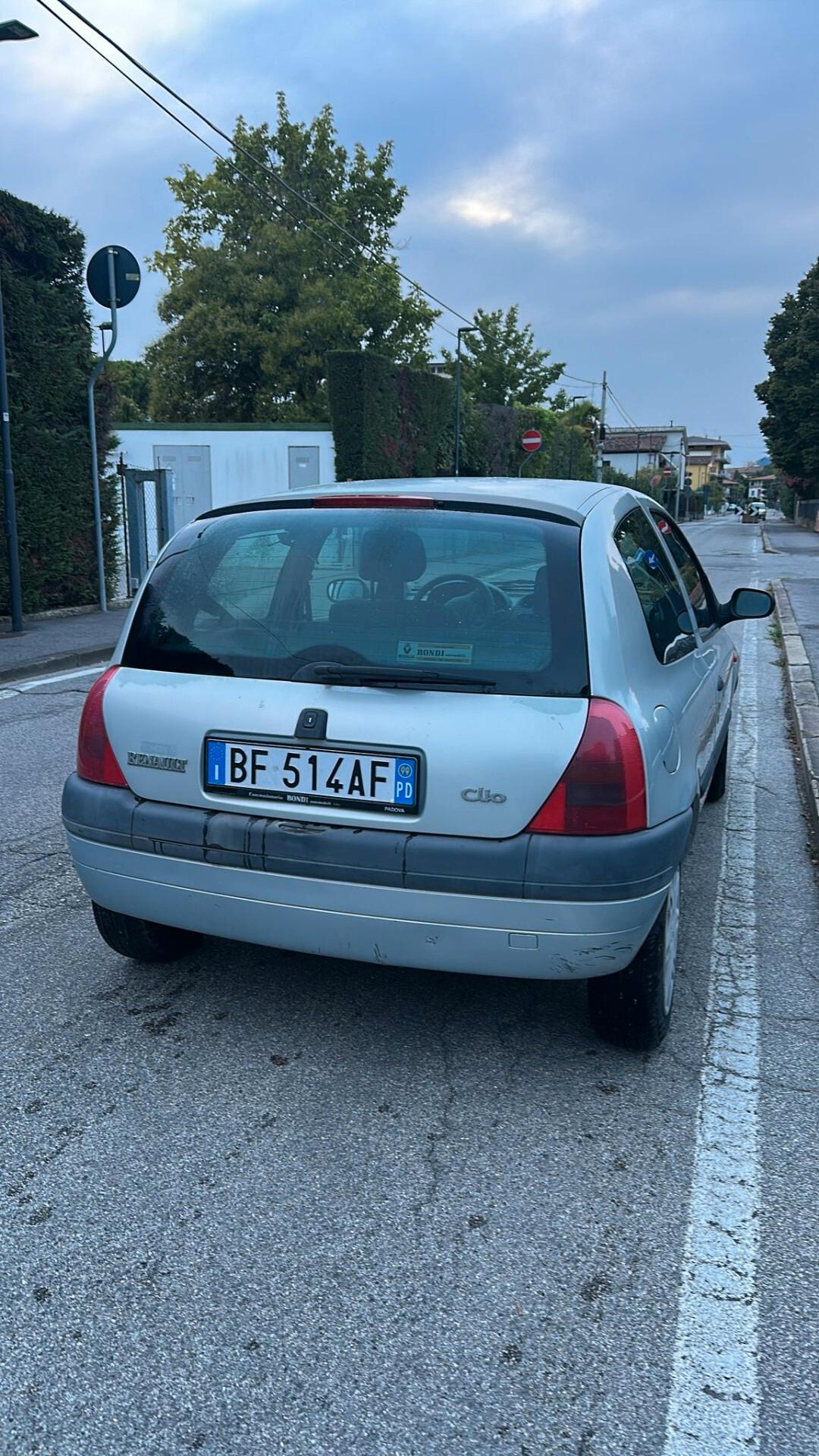 Renault Clio 1.2 Neopatentati