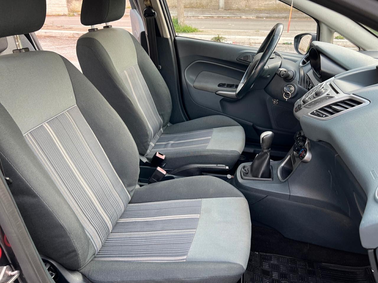 Ford Fiesta 1.4 TDCi 5p. Titanium