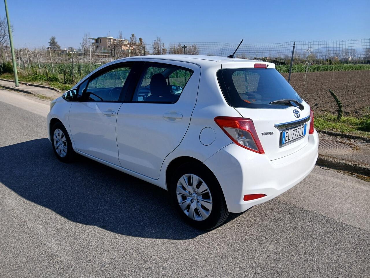Toyota Yaris 1.0 5 porte 1 proprietario NuovissimA
