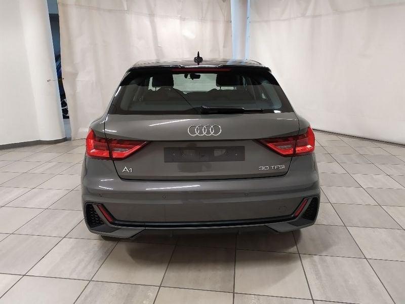 Audi A1 Sportback 30 1.0 tfsi S Line Edition 110cv