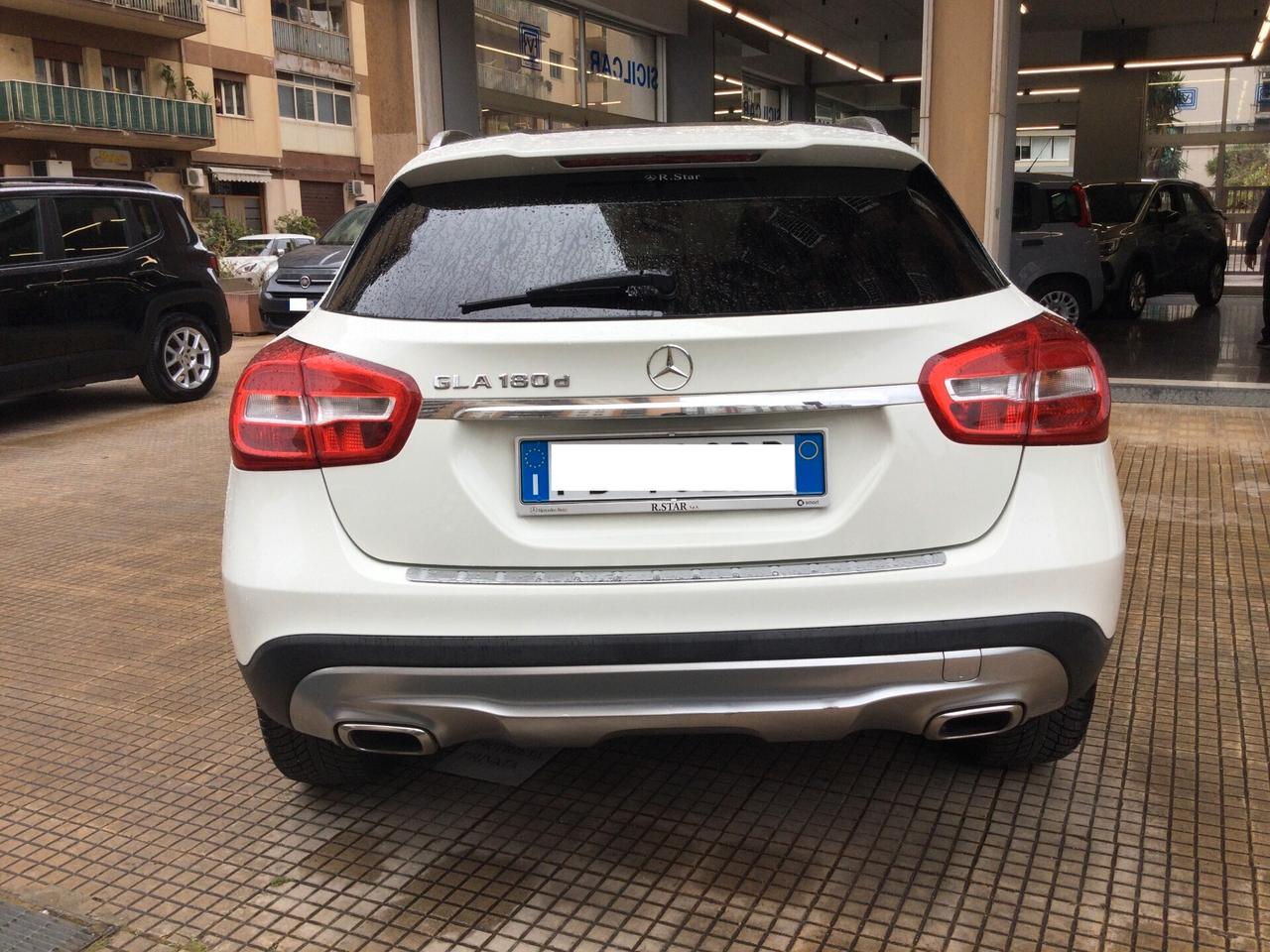 Mercedes-benz GLA 180 d Automatic Premium