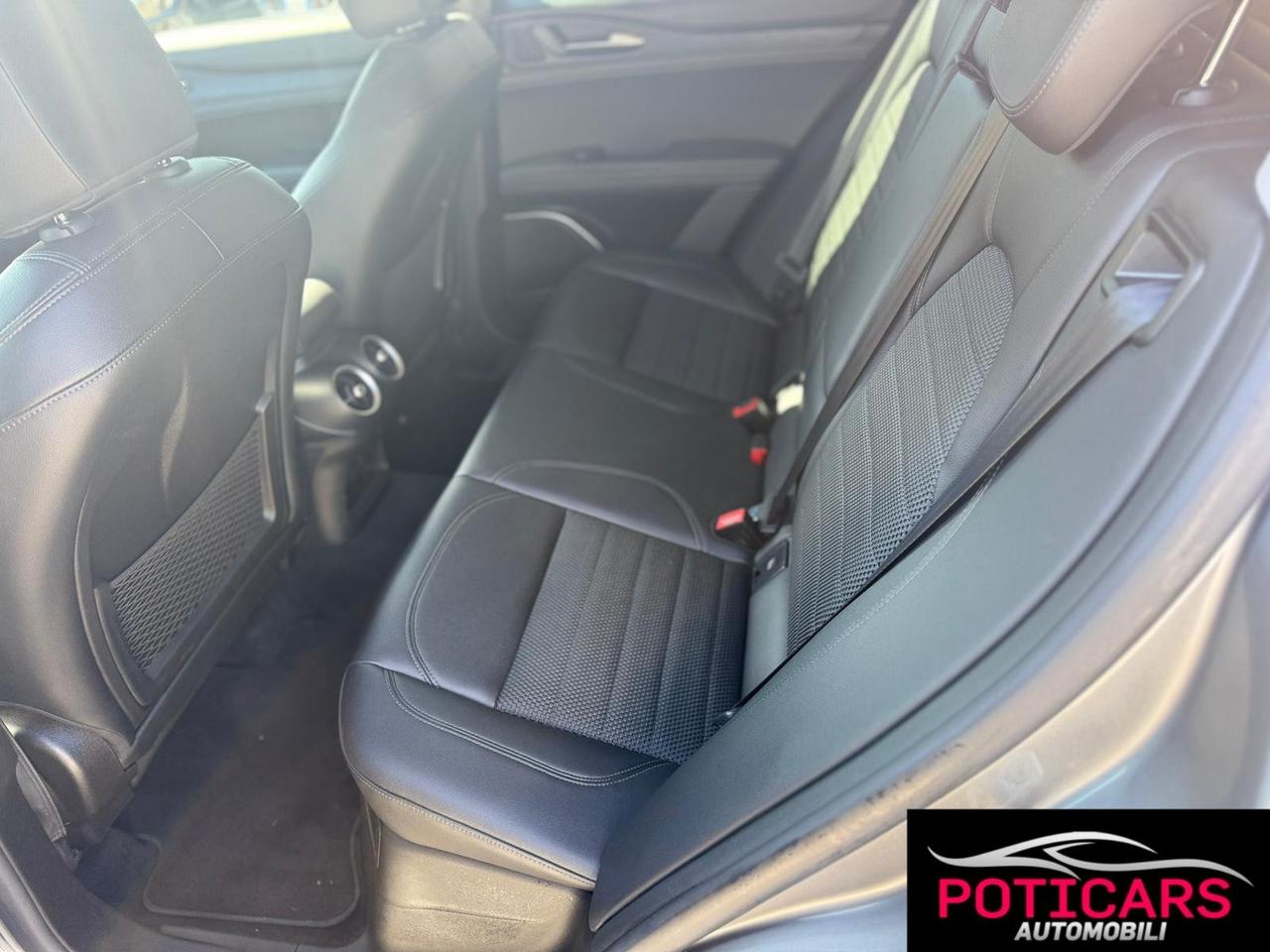 Alfa Romeo Stelvio 2.2 Turbodiesel 190 CV AT8 Q4 Business