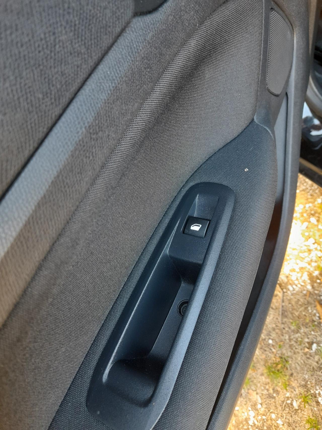 Peugeot 308 BlueHDi 120Cv Automatica