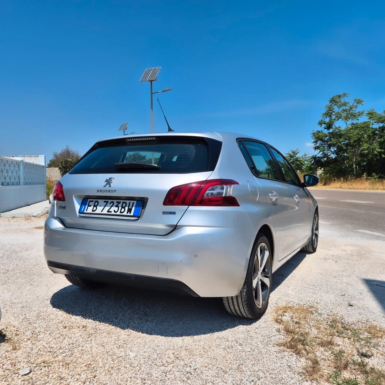 Peugeot 308 1.6 Hdi 100 S&S Business Berlina