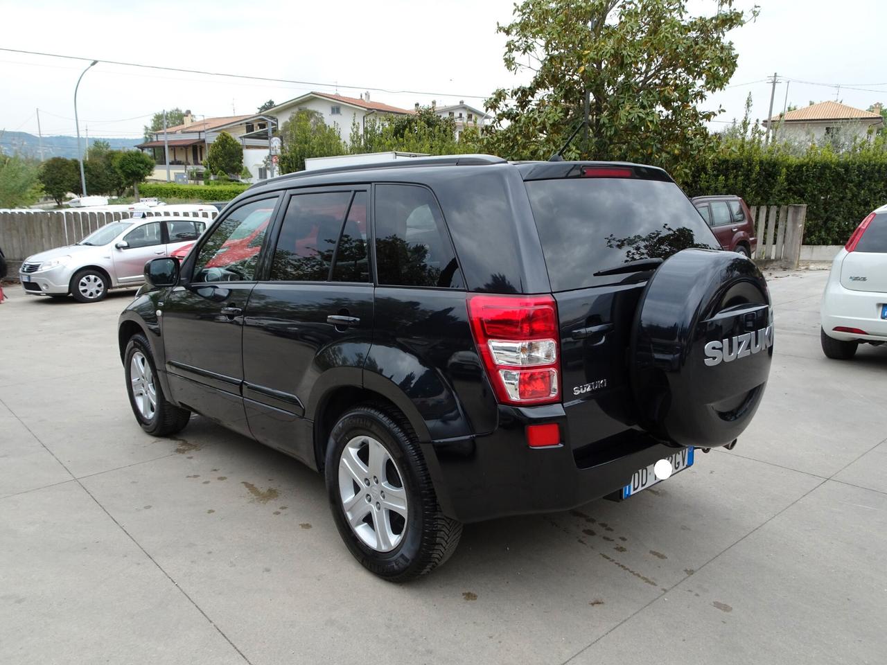 Suzuki Grand Vitara 4x4 - 1.9 DDiS 5 porte Executive