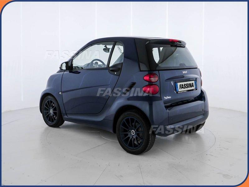 smart fortwo fortwo 1000 52 kW MHD coupé pulse